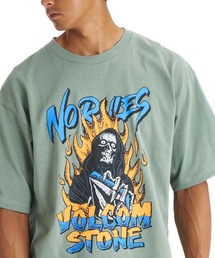 VOLCOM BURNING SKULL TEE