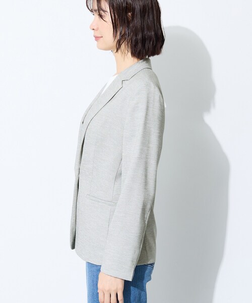 INDIVI（インディヴィ）の「【SETUP可能／快適／シワになりにくい】リネンライクジャケット（テーラードジャケット・レディース・ライトグレー系3/ネイビー/アイボリー・38/15 /13）」の18枚目の写真