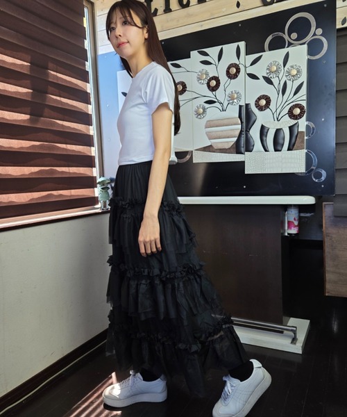 tolene(トレネ)の「ベーシッククロップドTシャツ クルーネック タイトシルエット(Tシャツ/カットソー・レディース・グリーン/ホワイト/ライトベージュ・FREE)」の19枚目の写真