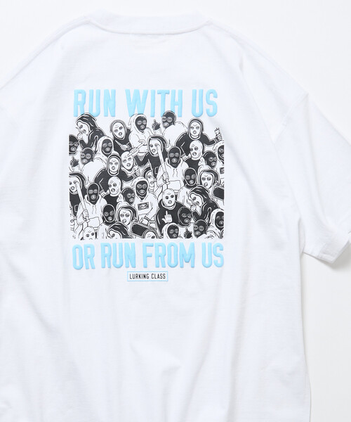 LURKING CLASS（ラーキングクラス）の「限定展開 LURKING CLASS×FREAK'S STORE ラーキングクラス 別注 ヴィンテージ加工 プリント Tシャツ RUN WITH US（Tシャツ/カットソー・メンズ・ホワイト/ブラック・MEDIUM/LARGE/X-LARGE）」の19枚目の写真