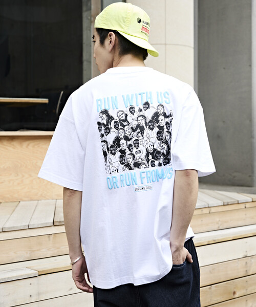 LURKING CLASS（ラーキングクラス）の「限定展開 LURKING CLASS×FREAK'S STORE ラーキングクラス 別注 ヴィンテージ加工 プリント Tシャツ RUN WITH US（Tシャツ/カットソー・メンズ・ホワイト/ブラック・MEDIUM/LARGE/X-LARGE）」の7枚目の写真