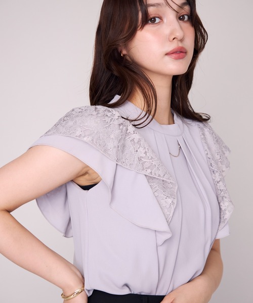 MISCH MASCH(ミッシュマッシュ)の「2026春夏新作 ダブルフリルレース袖ハイネックブラウス(シャツ/ブラウス・レディース・グレー/ブルー/ホワイト/ブラック・フリ-)」の16枚目の写真