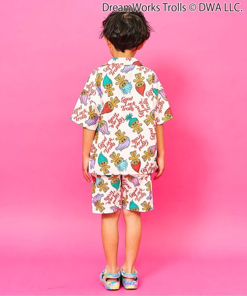 F.O.KIDS(エフオーキッズ)の「トロールズ オープンカラー総柄シャツ(シャツ/ブラウス・キッズ・ブラック/キナリ・130/120/110/100/90/80/150/140)」の5枚目の写真