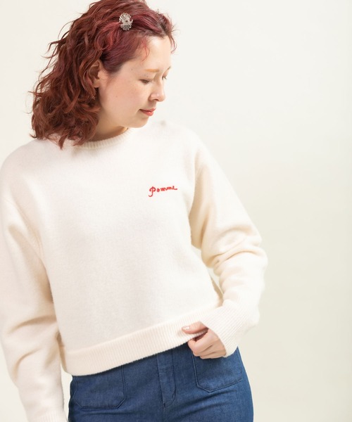 CHILD WOMAN(チャイルドウーマン)の「ラムウール7GG 刺繍入りクルーネックプルオーバー(ニット/セーター・レディース・ブルー/オレンジ/レッド/ネイビー/ホワイト/ピンク・FREE)」の1枚目の写真