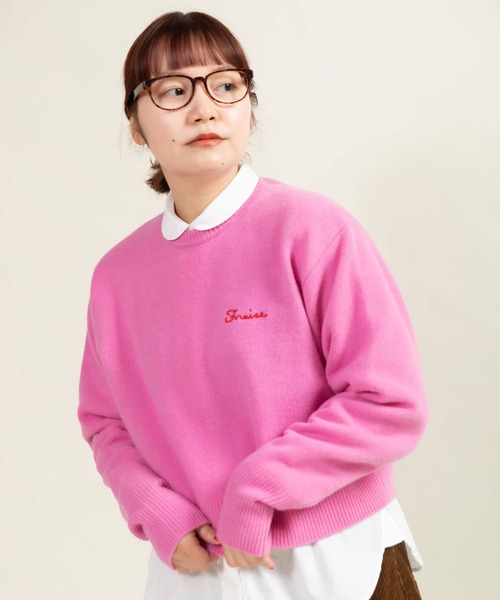 CHILD WOMAN(チャイルドウーマン)の「ラムウール7GG 刺繍入りクルーネックプルオーバー(ニット/セーター・レディース・ブルー/オレンジ/レッド/ネイビー/ホワイト/ピンク・FREE)」の4枚目の写真