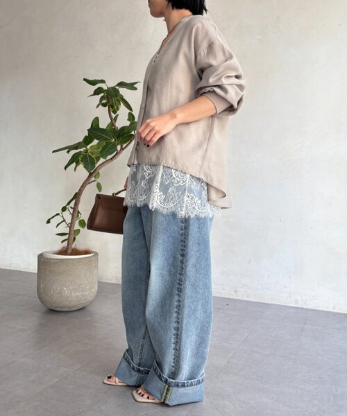 Jena espace merveilleux(ジェナ エスパスメルヴェイユ)の「【裾で差がつく】スクエア裾レースタンク(Tシャツ/カットソー・レディース・ブラック/オフホワイト・FREE)」の6枚目の写真