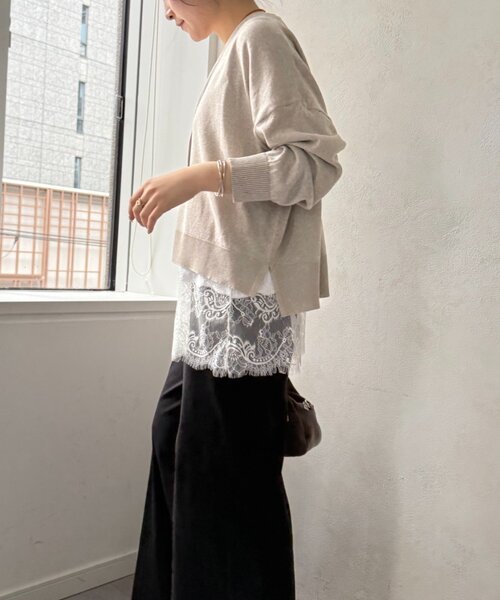 Jena espace merveilleux(ジェナ エスパスメルヴェイユ)の「【裾で差がつく】スクエア裾レースタンク(Tシャツ/カットソー・レディース・ブラック/オフホワイト・FREE)」の10枚目の写真