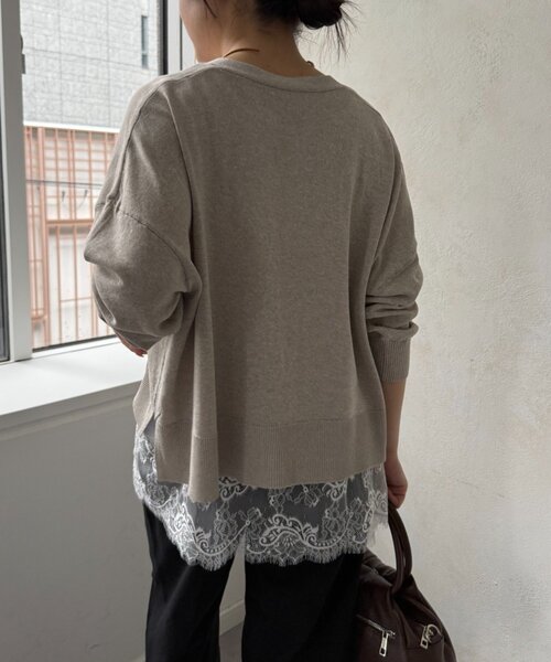 Jena espace merveilleux(ジェナ エスパスメルヴェイユ)の「【裾で差がつく】スクエア裾レースタンク(Tシャツ/カットソー・レディース・ブラック/オフホワイト・FREE)」の14枚目の写真