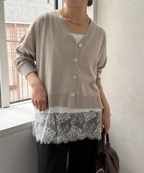 Jena espace merveilleux(ジェナ エスパスメルヴェイユ)の「【裾で差がつく】スクエア裾レースタンク(Tシャツ/カットソー・レディース・ブラック/オフホワイト・FREE)」の3枚目の写真