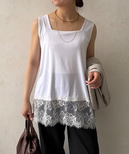 Jena espace merveilleux(ジェナ エスパスメルヴェイユ)の「【裾で差がつく】スクエア裾レースタンク(Tシャツ/カットソー・レディース・ブラック/オフホワイト・FREE)」の4枚目の写真