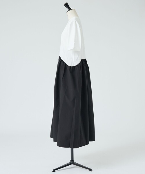 DESIGNWORKS(デザインワークス)の「【一部店舗限定】布帛コンビワンピース(ワンピース・レディース・ブラック/ホワイト・フリー)」の12枚目の写真