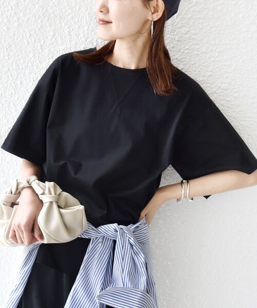 SHIPS（シップス）の「〈接触冷感/UVカット〉ガゼット デザイン ワイド スリーブ TEE（Tシャツ/カットソー・レディース・ブラウン/ブラック/オフホワイト・ONE SIZE）」の5枚目の写真