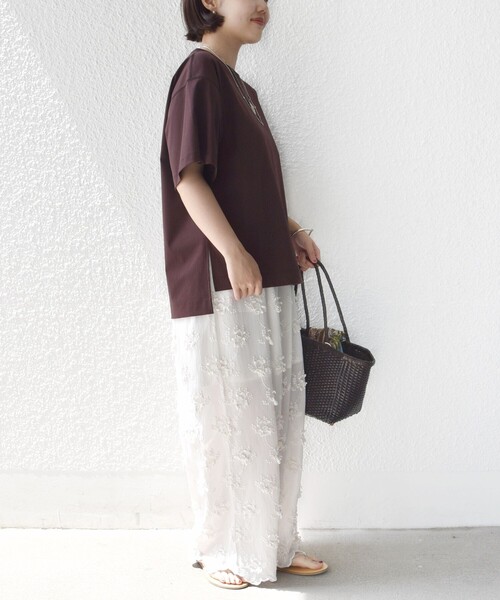 SHIPS（シップス）の「〈接触冷感/UVカット〉ガゼット デザイン ワイド スリーブ TEE（Tシャツ/カットソー・レディース・ブラウン/ブラック/オフホワイト・ONE SIZE）」の13枚目の写真
