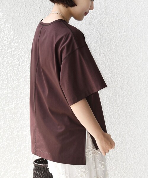 SHIPS（シップス）の「〈接触冷感/UVカット〉ガゼット デザイン ワイド スリーブ TEE（Tシャツ/カットソー・レディース・ブラウン/ブラック/オフホワイト・ONE SIZE）」の16枚目の写真