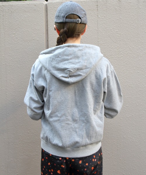 THE SHINZONE（ザ　シンゾーン）の「THE SHINZONE/シンゾーン　ユースフルジップアップフーディー　USEFUL ZIP-UP HOODIE　26AMSCU02（パーカー・レディース・グレー/ホワイト・FREE）」の6枚目の写真