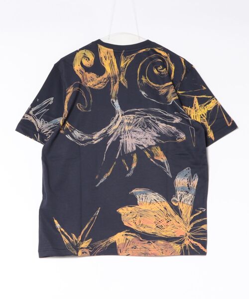 Desigual(デシグアル)の「バタフライ バロック グラフィック Tシャツ【2026秋冬新作】(Tシャツ/カットソー・メンズ・ブルー・XS/S/M/XL)」の2枚目の写真
