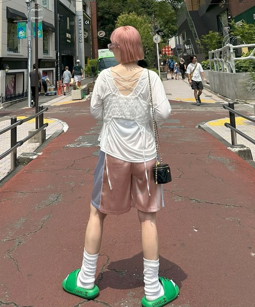 Alley Tokyo(アリートーキョー)の「バックレースアップシアーT(Tシャツ/カットソー・レディース・ブラック/ピンク/オフホワイト/イエロー/サックスブルー/レッド・FREE)」の7枚目の写真