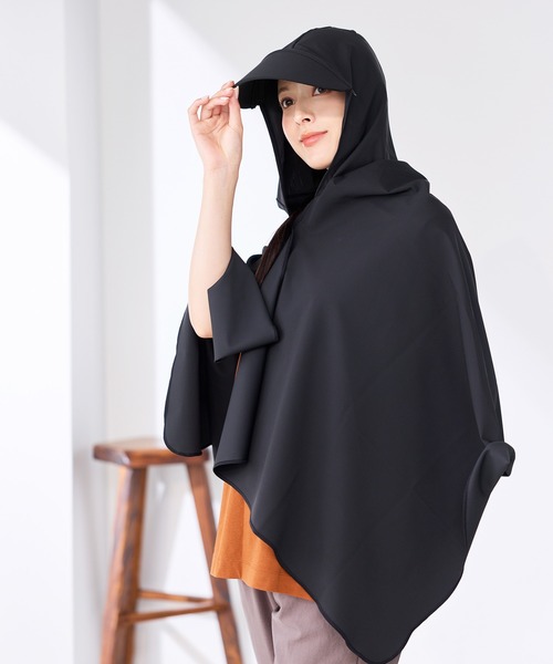 sankyo shokai（サンキョウショウカイ）の「UVポンチョ 冷感 PCM配合 ひんやり長続き UVCUT99％（ポンチョ・レディース・ブラック/ライトグレー/ネイビー・FREE）」の12枚目の写真