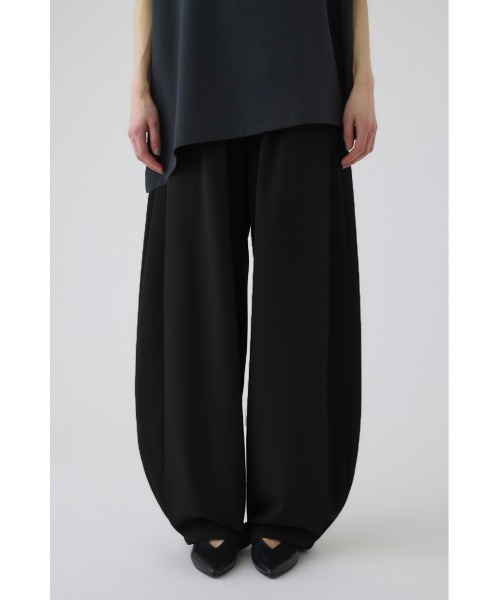 RIM.ARK(リムアーク)の「Round tuck PT(ラウンド タック パンツ)(その他パンツ・レディース・ダークブラウン/ベージュ/ブラック・38/36)」の10枚目の写真