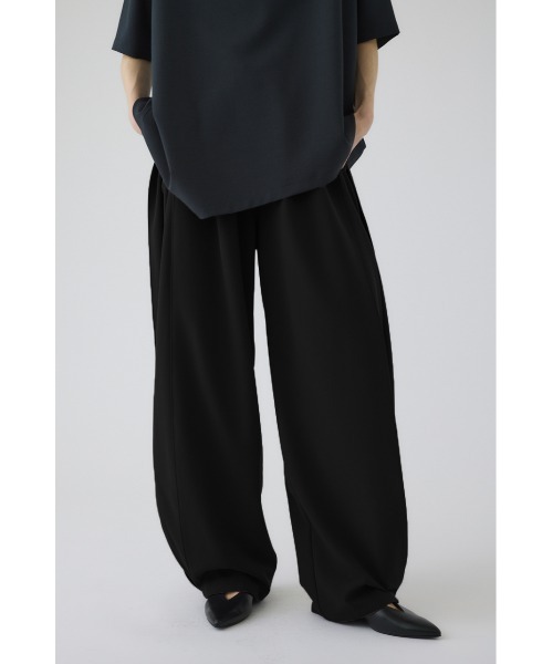 RIM.ARK(リムアーク)の「Round tuck PT(ラウンド タック パンツ)(その他パンツ・レディース・ダークブラウン/ベージュ/ブラック・38/36)」の11枚目の写真