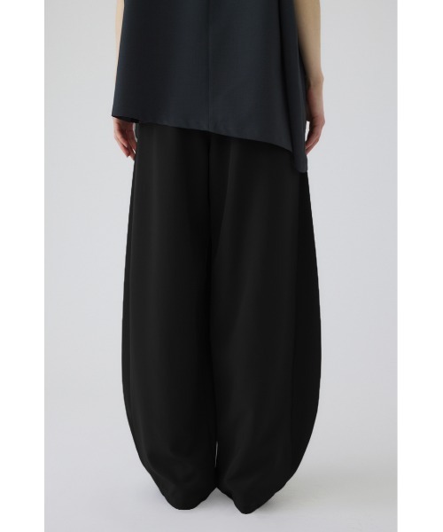 RIM.ARK(リムアーク)の「Round tuck PT(ラウンド タック パンツ)(その他パンツ・レディース・ダークブラウン/ベージュ/ブラック・38/36)」の14枚目の写真