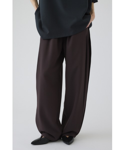RIM.ARK(リムアーク)の「Round tuck PT(ラウンド タック パンツ)(その他パンツ・レディース・ダークブラウン/ベージュ/ブラック・38/36)」の21枚目の写真