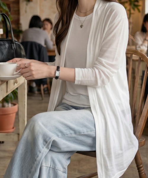 umune(ウムネ)の「トッパーカーディガン 長袖 ロング丈 縦ライン 落ち感 すっきり 華奢見え 細見え 薄手 ライトアウター コーディガン 羽織り 秋 冬(カーディガン/ボレロ・レディース・オフホワイト/モカ/ブラック・FREE)」の17枚目の写真