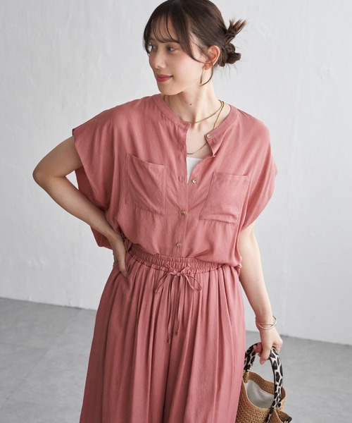 ikka(イッカ)の「【セットアップ対応】冷感ボイルタックドルマンブラウス(シャツ/ブラウス・レディース・ネイビー/グレイッシュベージュ/コーラルピンク・L/M/S)」の6枚目の写真