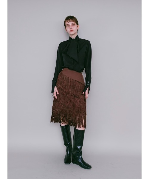 sahara(サハラ)の「【26AW PRE ORDER】Scarf Tie Blouse(シャツ/ブラウス・レディース・ブラック/ホワイト・FREE)」の10枚目の写真