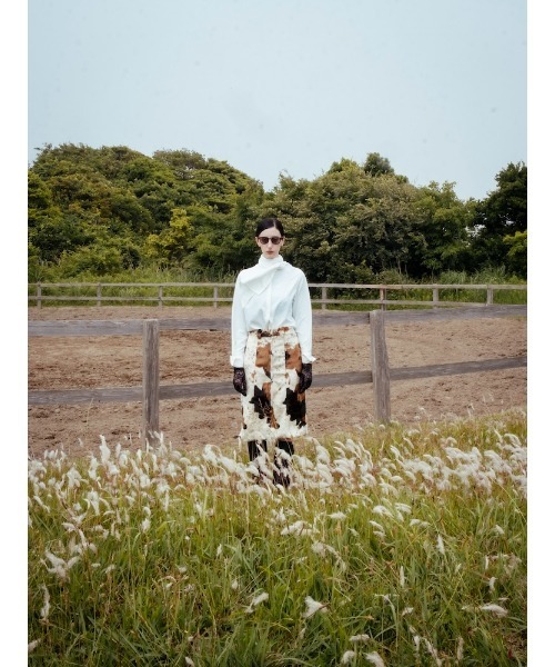 sahara(サハラ)の「【26AW PRE ORDER】Scarf Tie Blouse(シャツ/ブラウス・レディース・ブラック/ホワイト・FREE)」の19枚目の写真