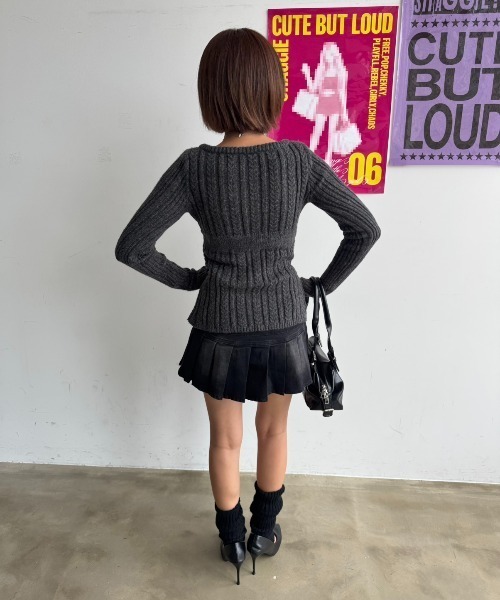 SHAGGIE(シャギー)の「スタッズ付きデニムプリーツミニスカート(デニムスカート・レディース・ブラック/ブルー・SMALL/MEDIUM)」の13枚目の写真