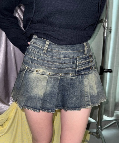 SHAGGIE(シャギー)の「スタッズ付きデニムプリーツミニスカート(デニムスカート・レディース・ブラック/ブルー・SMALL/MEDIUM)」の19枚目の写真