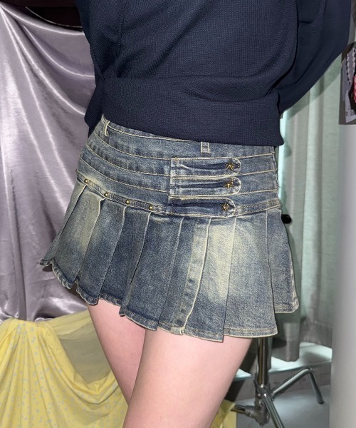 SHAGGIE(シャギー)の「スタッズ付きデニムプリーツミニスカート(デニムスカート・レディース・ブラック/ブルー・SMALL/MEDIUM)」の20枚目の写真