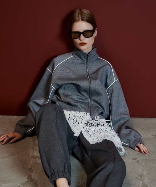 MAISON SPECIAL（メゾンスペシャル）の「【2026Autumn PRE-ORDER】Compact Zip-Up Jersey/コンパクトジップアップジャージ（Tシャツ/カットソー・レディース・グレー/レッド/ネイビー・FREE）」の8枚目の写真