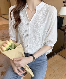 フラワー刺繍カットワークブラウス