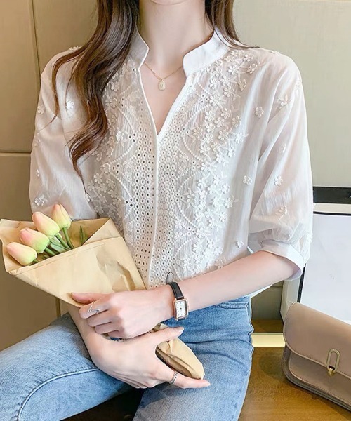 ONEP STAR（ワンピスター）の「フラワー刺繍カットワークブラウス（シャツ/ブラウス・レディース・ホワイト・MEDIUM/LARGE/X-LARGE）」の8枚目の写真