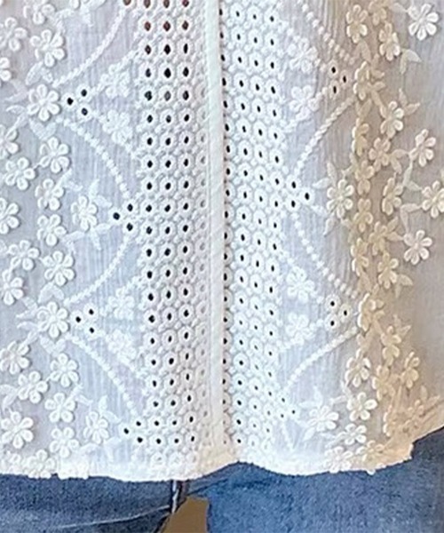 ONEP STAR（ワンピスター）の「フラワー刺繍カットワークブラウス（シャツ/ブラウス・レディース・ホワイト・MEDIUM/LARGE/X-LARGE）」の12枚目の写真