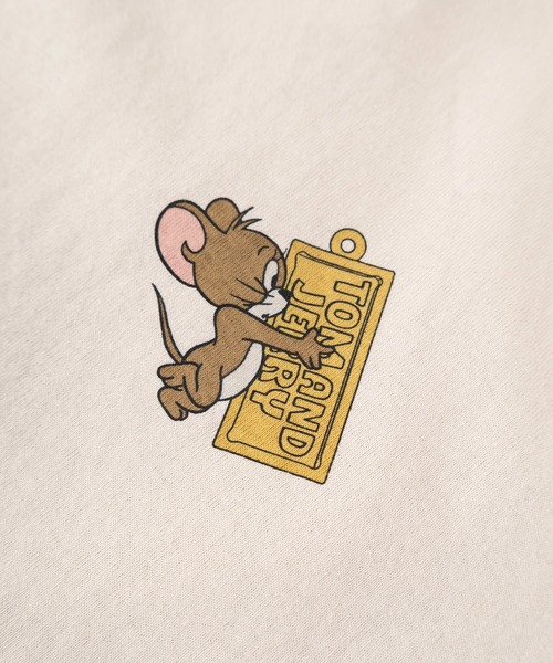 Tom&Jerry(トムアンドジェリー)の「【71】【TOM&JERRY/トムとジェリー】フェイクレイヤード ユーズド加工 プリントクルーネック ロングスリーブ Tシャツ/ロンT/ヴィンテージ風/ユニセックス/レディース/メンズ(Tシャツ/カットソー・レディース・ブラック/アイボリー系/ブラック系/アイボリー・M/L/XL)」の6枚目の写真