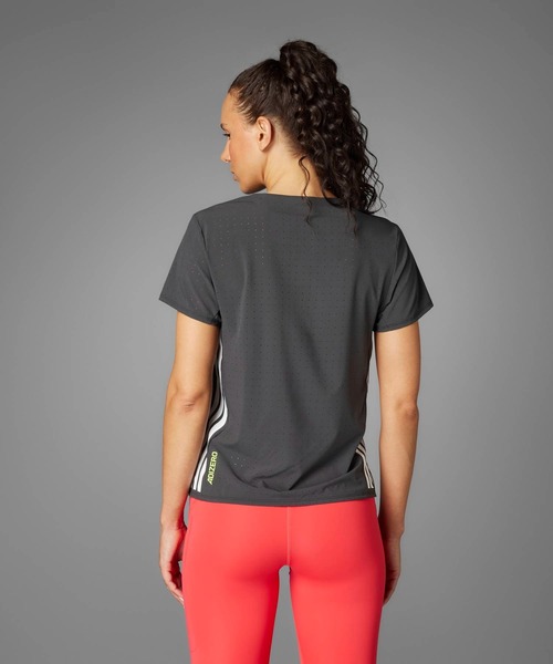 adidas（アディダス）の「アディゼロ ランニング半袖Tシャツ / アディダス adidas（Tシャツ/カットソー・レディース・ブラック・SMALL/XX-LARGE）」の2枚目の写真