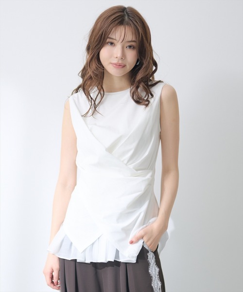 AND COUTURE(アンドクチュール)の「ウエストクロスドッキングカットソー(Tシャツ/カットソー・レディース・ブラック/オフホワイト/ラベンダー・FREE)」の1枚目の写真