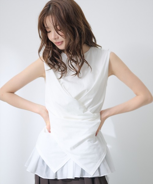 AND COUTURE(アンドクチュール)の「ウエストクロスドッキングカットソー(Tシャツ/カットソー・レディース・ブラック/オフホワイト/ラベンダー・FREE)」の22枚目の写真