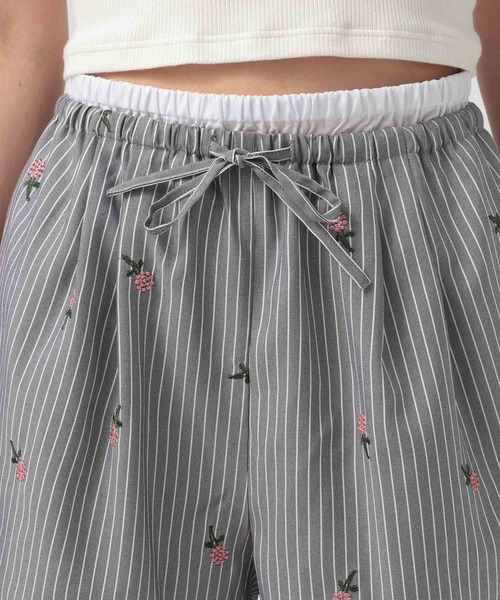 BAYFLOW（ベイフロー）の「Ｗウエスト刺繍ハーフパンツ（その他パンツ・レディース・ライトブルー/グレー・FREE）」の20枚目の写真