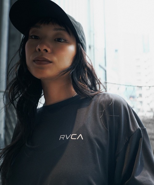RVCA（ルーカ）の「RVCA ウィメンズ OPPOSITE LS TEE ロンT 【2026年秋冬モデル】/ルーカドローコード付きバックプリント長袖ロンT（Tシャツ/カットソー・レディース・ブルー系その他/ブラウン/オフホワイト/ブラック・SMALL/MEDIUM）」の13枚目の写真