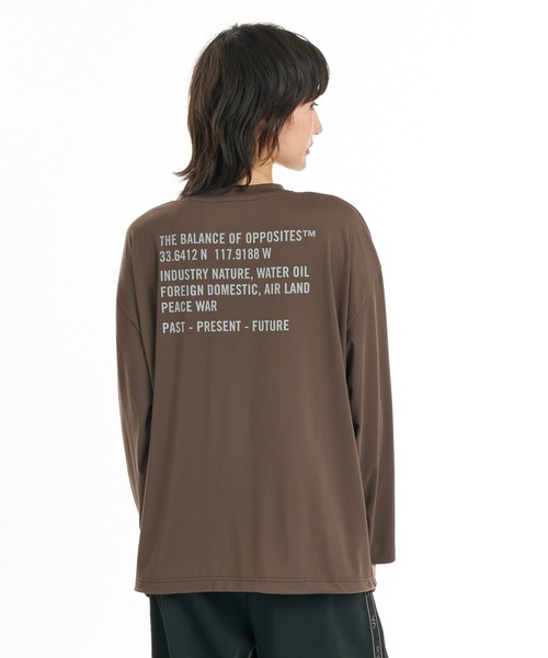 RVCA（ルーカ）の「RVCA ウィメンズ OPPOSITE LS TEE ロンT 【2026年秋冬モデル】/ルーカドローコード付きバックプリント長袖ロンT（Tシャツ/カットソー・レディース・ブルー系その他/ブラウン/オフホワイト/ブラック・SMALL/MEDIUM）」の8枚目の写真