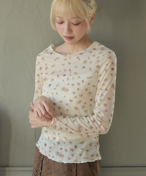 LiLIN（リリン）の「小花柄メローカットソー / flower mellow top（Tシャツ/カットソー・レディース・アイボリー/グレー・FREE）」の13枚目の写真