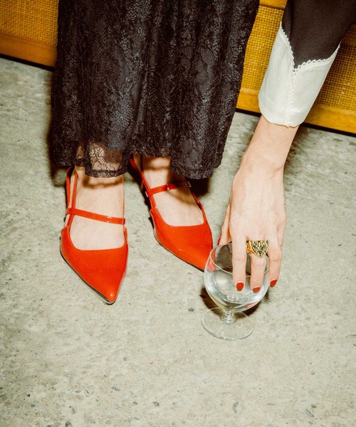 Three Four Time(スリーフォータイム)の「slingback always shoes(パンプス・レディース・ブラック/レッド・38inch/39inch)」の2枚目の写真