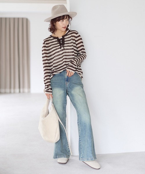 gossara（ゴサラ）の「【gossara いつものボーダーを新鮮に】レースアップシアーニットプルオーバー（Tシャツ/カットソー・レディース・グレー/ブラウン系その他・FREE）」の11枚目の写真