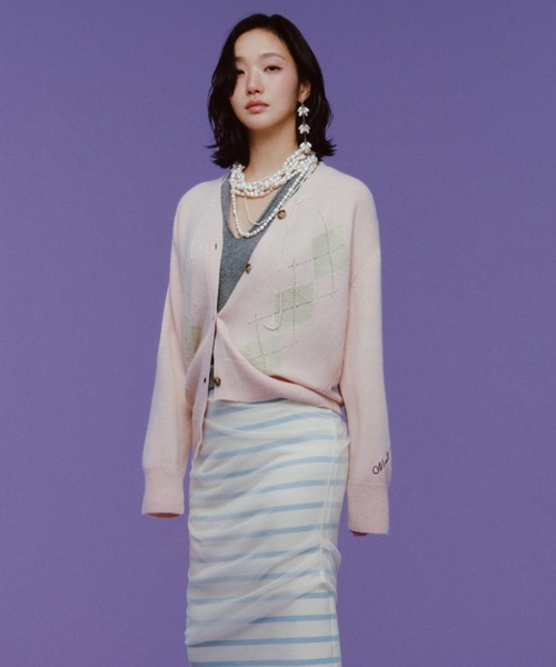 Mardi Mercredi（マルディメクルディ）の「CASHMERE BLEND CARDIGAN V NECK ARGYLE PUNCHING DETAIL / カシミヤ ブレンド カーディガン Vネック アーガイル パンチング ディテール（カーディガン/ボレロ・レディース・ピンク/ネイビー/グレー/チャコールグレー・FREE）」の12枚目の写真