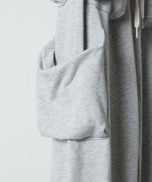 NUMBER (N)INE(ナンバーナイン)の「FIRM COTTON LIGHT SHORT PILE 6 POCKET EASY SWEAT PANTS / ファーム コットン ライト ミニ裏毛 ボックス型 6ポケット イージー スウェットパンツ(スウェットパンツ・メンズ・ブラック/トップグレー・M/L/XL)」の11枚目の写真