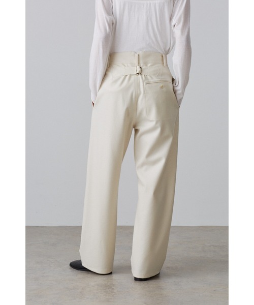 YLEVE(イレーヴ)の「BOURRIENNE × YLEVE / WOOL JERSEY TR / WORKER(その他パンツ・レディース・ホワイト/ネイビー・0/1/2)」の6枚目の写真